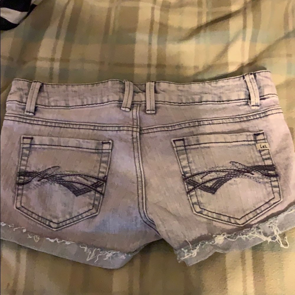 Shorts - Picture 4 of 4